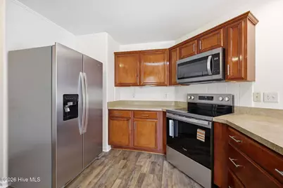 702 Hummingbird S, Swansboro, NC 28584 - Photo 17