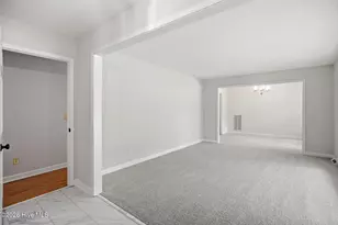 306 W Blackbeard Road W, Wilmington, NC 28409 - Photo 5