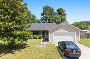 409 Spring Dr, Jacksonville, NC 28540 - Photo 1
