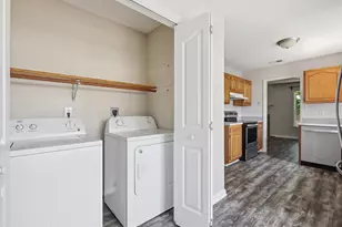409 Spring Dr, Jacksonville, NC 28540 - Photo 25