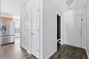 409 Spring Dr, Jacksonville, NC 28540 - Photo 15