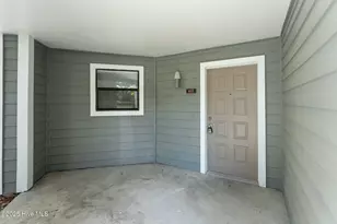 732 Azalea Dr, Hampstead, NC 28443 - Photo 3