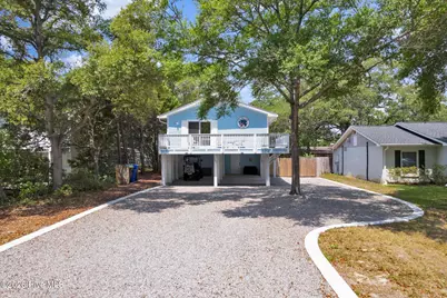 135 NW 3rd Street, Oak Island, NC 28465 - Photo 3