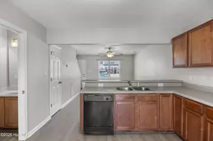 1003 Grandeur Ave, Jacksonville, NC 28546 - Photo 9