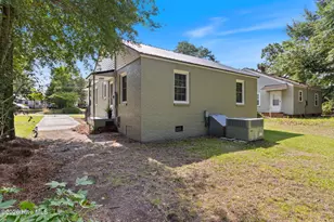 209 N Thompson St, Whiteville, NC 28472 - Photo 29