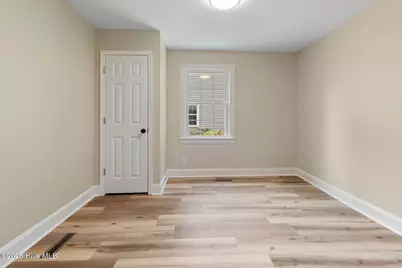 209 N Thompson Street, Whiteville, NC 28472 - Photo 17