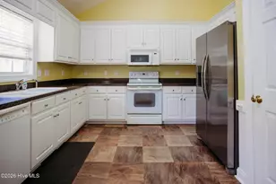 2625 Camille Dr, Winterville, NC 28590 - Photo 5