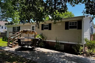 907 Kontiki Ct, Hampstead, NC 28443 - Photo 1