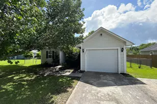 103 Eastgate Dr, Jacksonville, NC 28540 - Photo 1