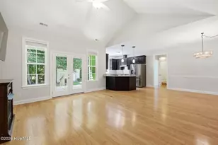 317 Doral Dr, Hampstead, NC 28443 - Photo 7