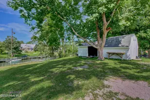 665 Hughes Rd, Hampstead, NC 28443 - Photo 27