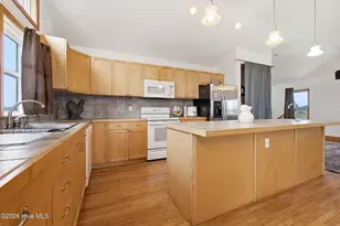 504 Suffolk St, Kill Devil Hills, NC 27948 - Photo 13