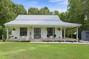 184 Sheppard Cruse Dr, Newport, NC 28570 - Photo 1