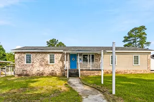 101 Beeler Ave, Hamlet, NC 28345 - Photo 1