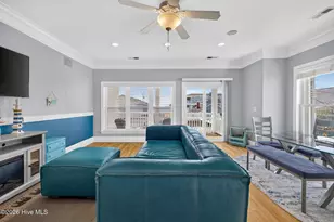 310 N 3rd Ave, Kure Beach, NC 28449 - Photo 9