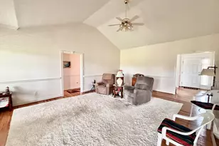 122 Challenge Club Dr, Clinton, NC 28328 - Photo 5