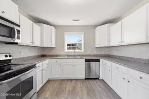 132 Cavalier Dr, Jacksonville, NC 28546 - Photo 23