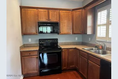 101 E Rhode Island Avenue #Apt J, Southern Pines, NC 28387 - Photo 11