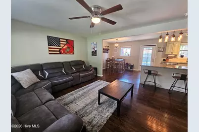 103 N Hill Court, Jacksonville, NC 28540 - Photo 3