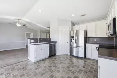 3675 Highland Drive, Ayden, NC 28513 - Photo 7