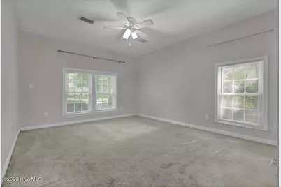 122 E Brandywine Circle E, Wilmington, NC 28411 - Photo 11