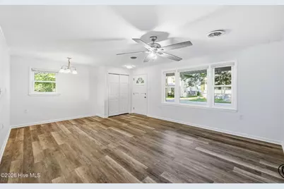 526 N A Street, Bridgeton, NC 28519 - Photo 7