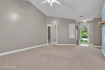 219 E Ivybridge Drive, Hubert, NC 28539 - Photo 9
