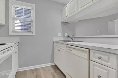 719 Melba Court #I, Wilmington, NC 28405 - Photo 11