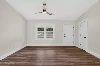 416 Kenwood Drive, Jacksonville, NC 28540 - Photo 7