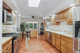 126 Loblolly Dr, Pine Knoll Shores, NC 28512 - Photo 15