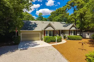 126 Loblolly Dr, Pine Knoll Shores, NC 28512 - Photo 3