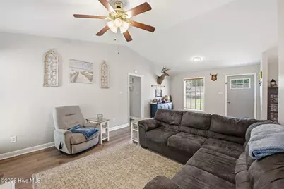 211 Nottingham Drive, Havelock, NC 28532 - Photo 9