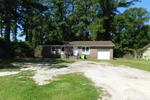 4004 Brandywine Dr, New Bern, NC 28562 - Photo 1