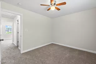 308 Streamwood Dr, Jacksonville, NC 28546 - Photo 21