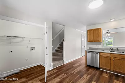 308 Streamwood Drive, Jacksonville, NC 28546 - Photo 11