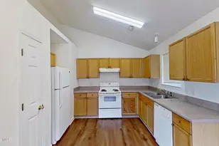 4252 Sunglow Dr, Wilmington, NC 28405 - Photo 5