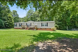 103 Indian Cave Dr, Richlands, NC 28574 - Photo 3