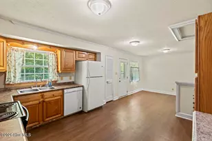 604 Oakwood Ave, Jacksonville, NC 28546 - Photo 13