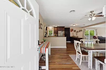 407 Bradford Drive, New Bern, NC 28560 - Photo 9