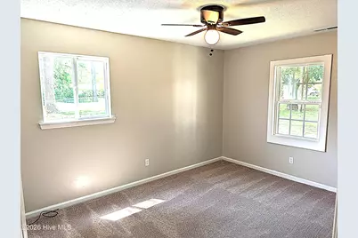 109 Royal Court, Jacksonville, NC 28546 - Photo 17