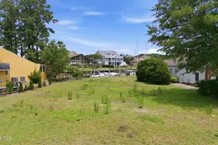 903 Salt Cay Ct, New Bern, NC 28560 - Photo 1
