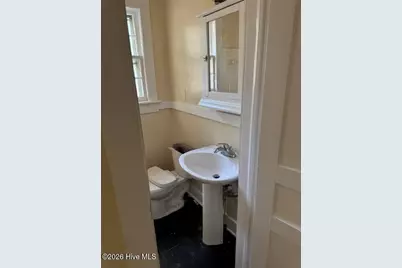 1111 Grove Street N, Wilson, NC 27893 - Photo 15