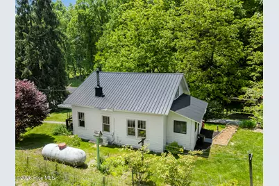 1740 Winding Stairs Road, Topton, NC 28781 - Photo 3