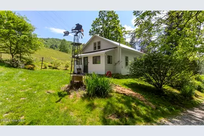 1740 Winding Stairs Road, Topton, NC 28781 - Photo 13