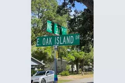 122 NE 37th Street, Oak Island, NC 28465 - Photo 3