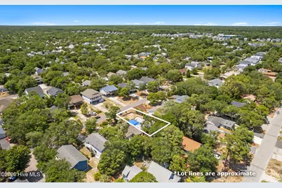 122 NE 37th Street, Oak Island, NC 28465 - Photo 5