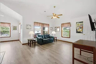 309 W Durham St, Kill Devil Hills, NC 27948 - Photo 11