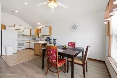 309 W Durham Street, Kill Devil Hills, NC 27948 - Photo 17