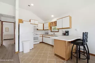 309 W Durham St, Kill Devil Hills, NC 27948 - Photo 15