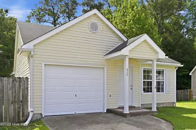 627 S Hampton Drive, Jacksonville, NC 28546 - Photo 3